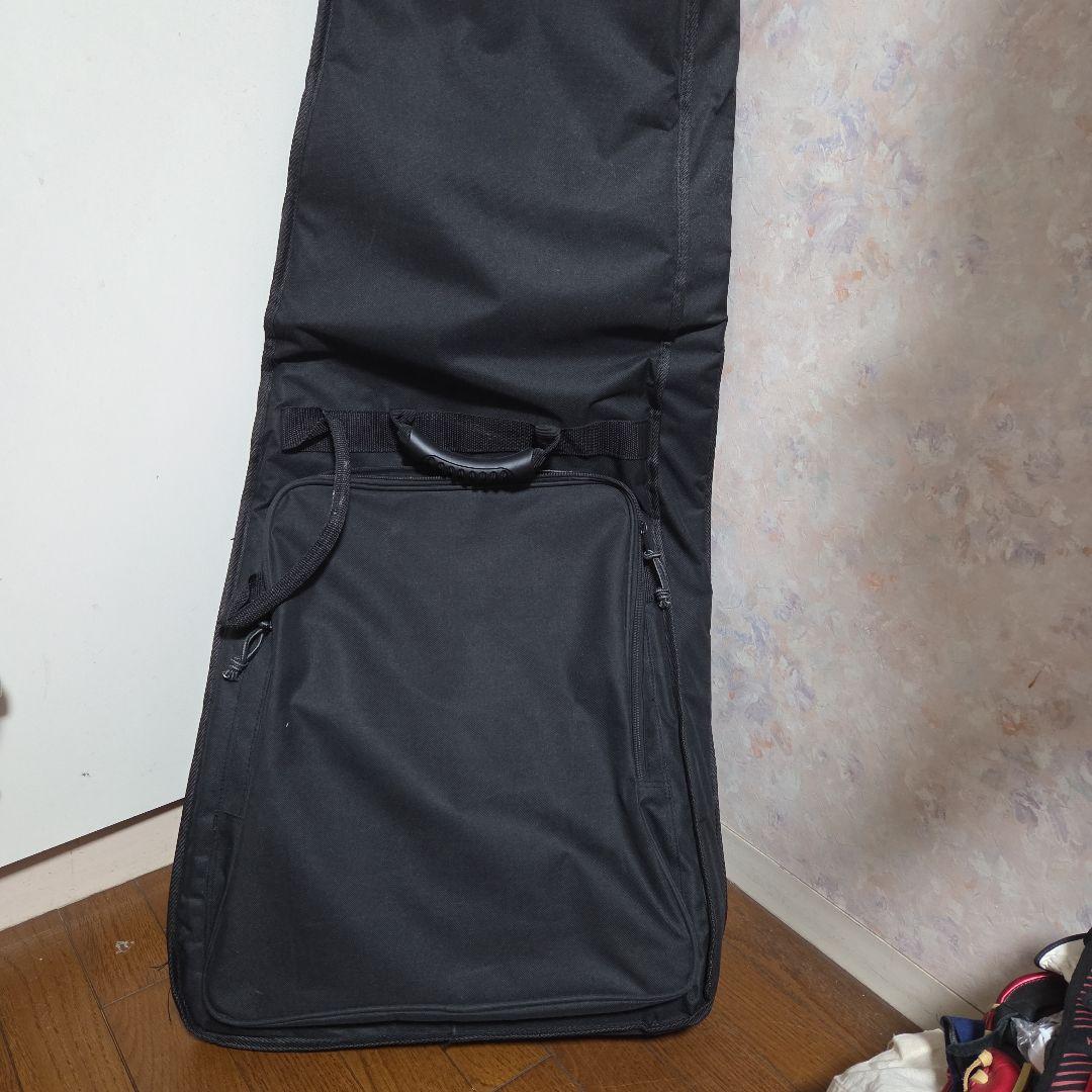 Jackson V型エレキギター ホワイト