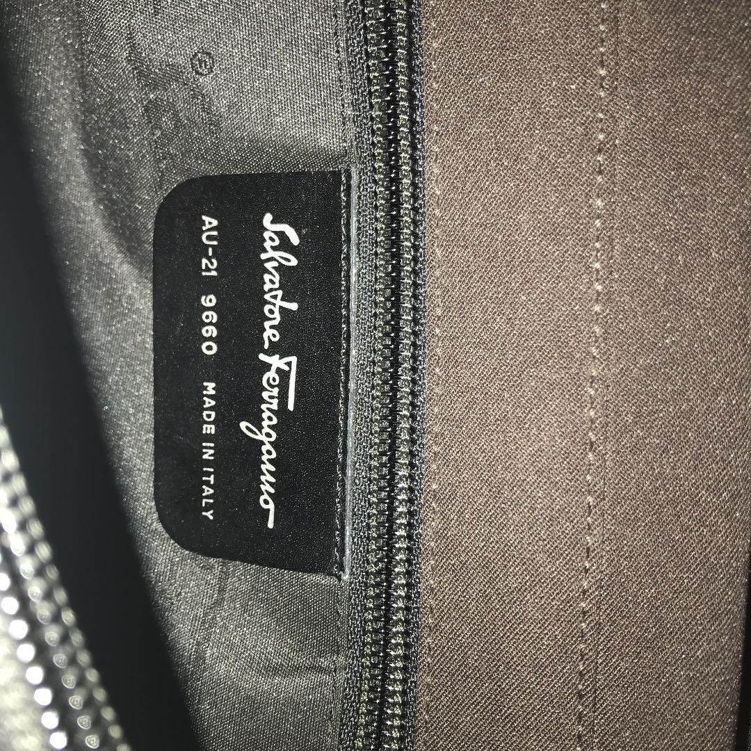 Salvalove Ferragamoの鞄