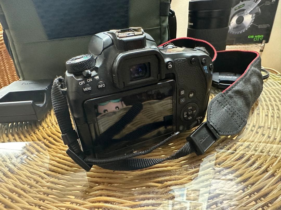 Canon EOS 9000D デジタル一眼レフ 望遠付き
