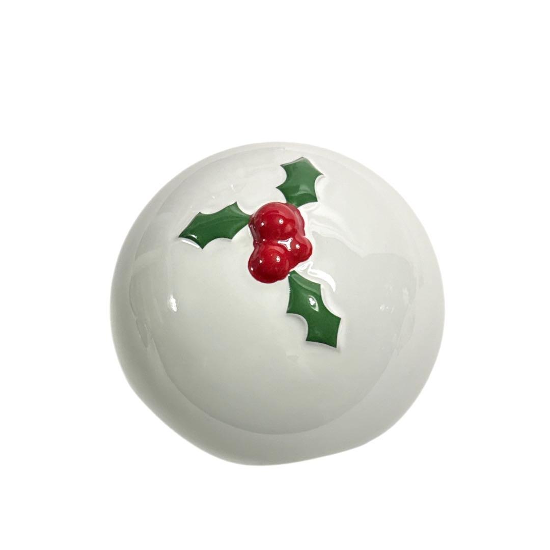 ルクルーゼ　新品　クリスマスプディング　菓子入れ