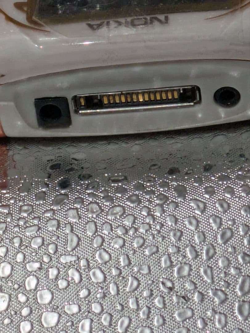 携帯電話本体 Nokia 3300