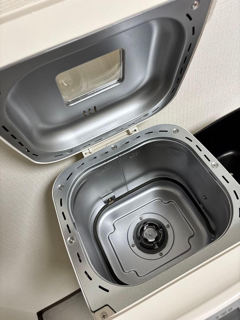 mahiyuさん専用　siroca ホームベーカリー ホワイト 2024年製