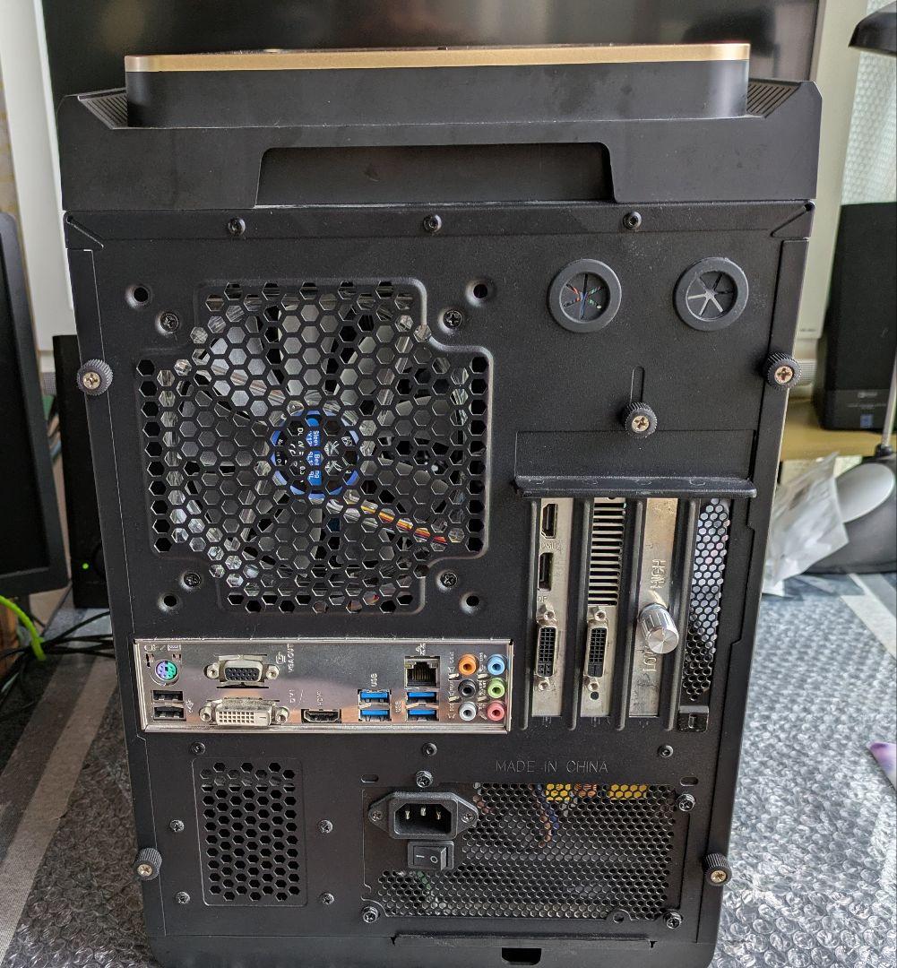 №135、キューブ型金色、Win11、Corei5、GTX960、M8G、SSD