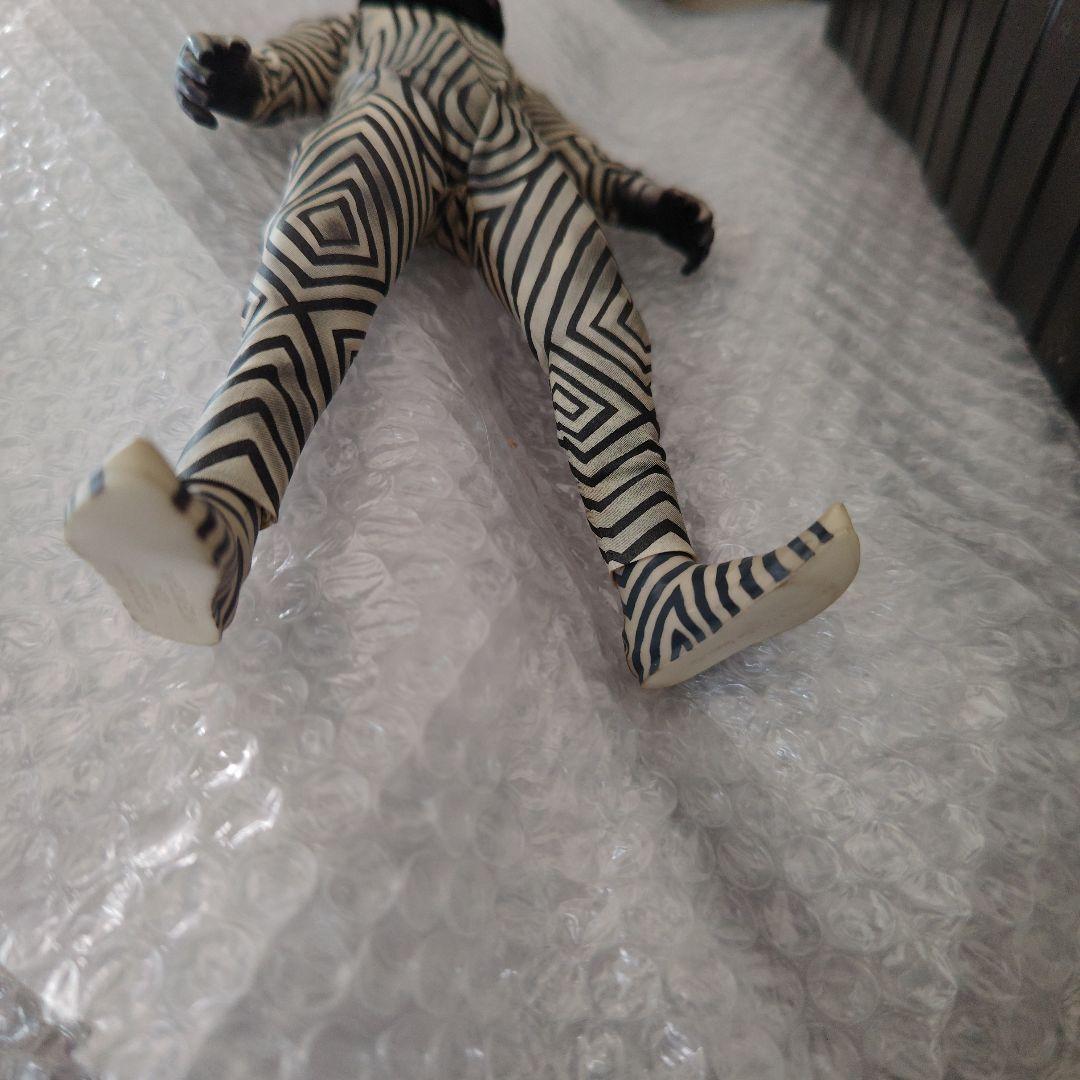 RAH　ウルトラマン　ダダ　フィギュア