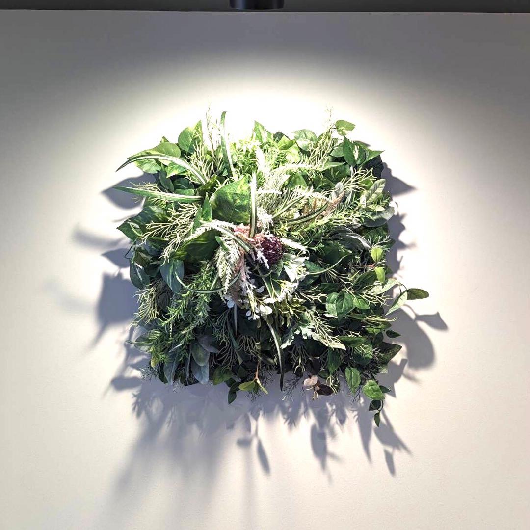 オーダーウォールグリーン　フェイクグリーン　壁掛け用　40×40 オリヅルラン