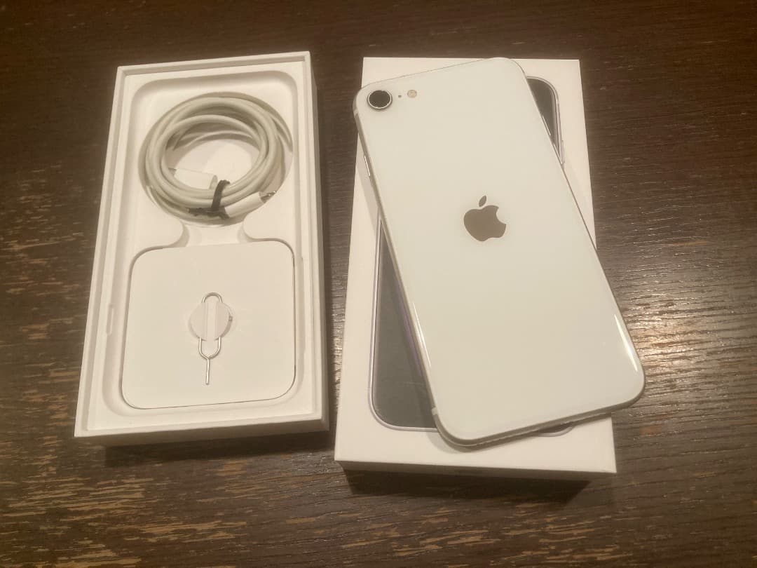 iPhone SE2 128GB ホワイト