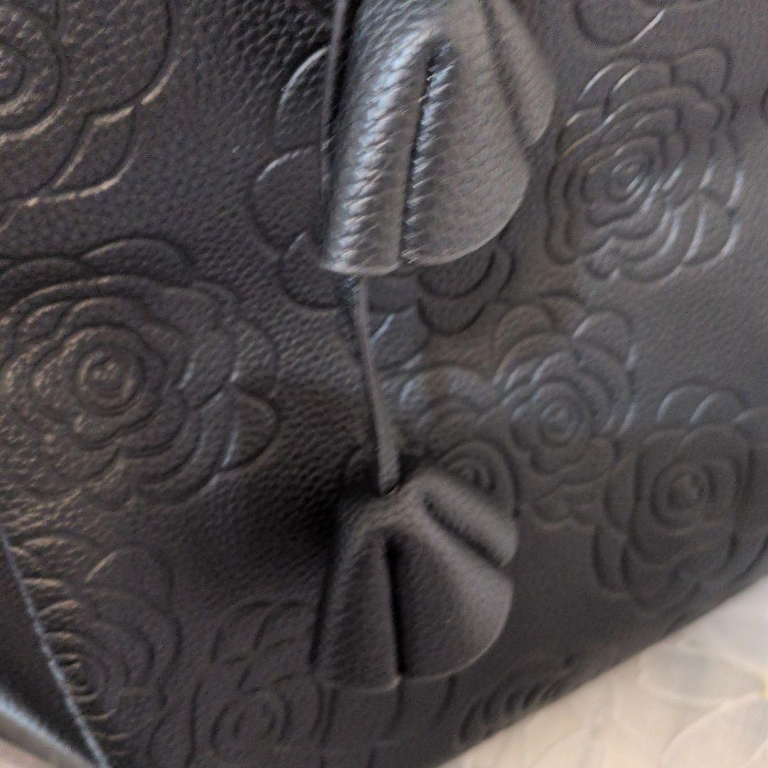 新品未使用　カメリア社外品バッグ　CHANELノベルティチャーム　カード付