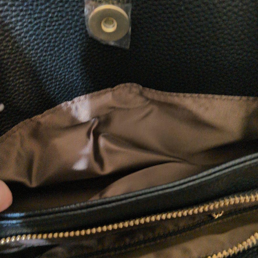 新品未使用　カメリア社外品バッグ　CHANELノベルティチャーム　カード付