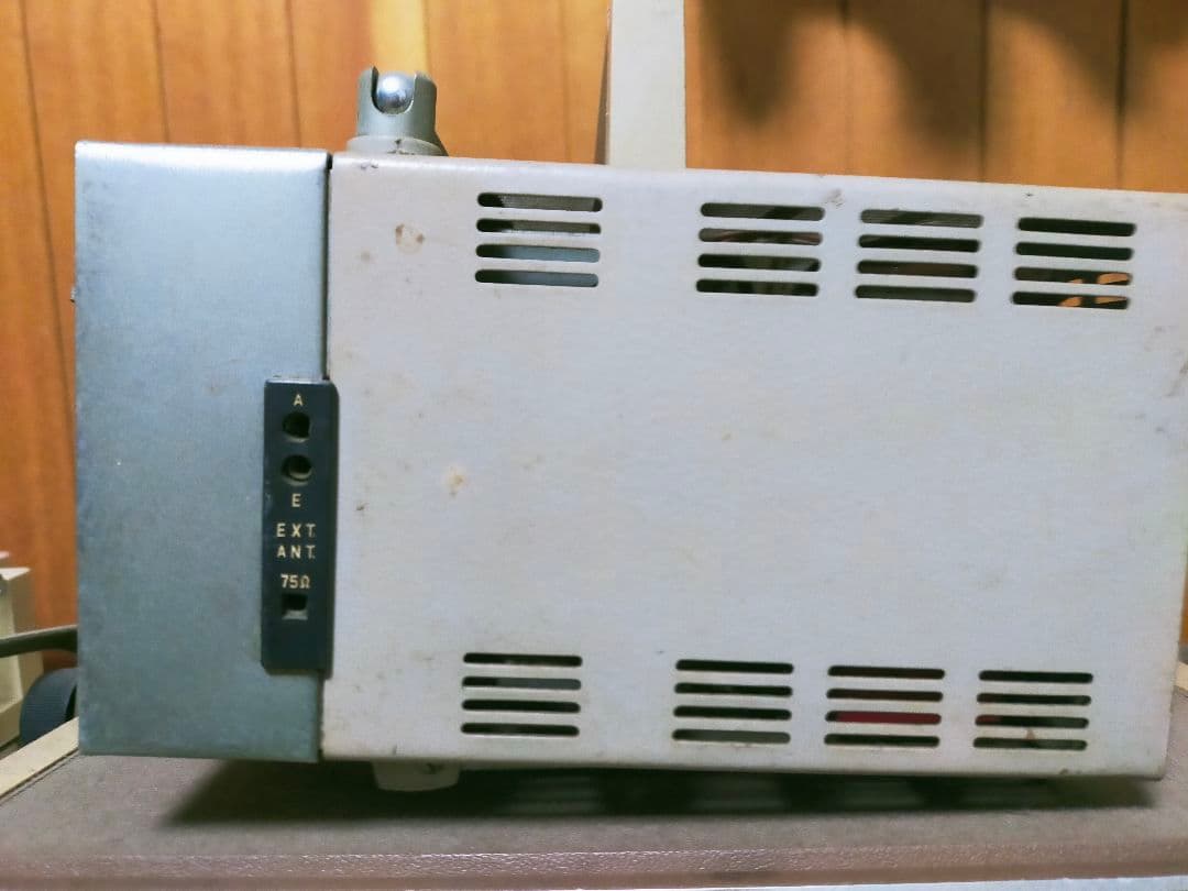 SONY製ポータブルトランジスタテレビ5-202型