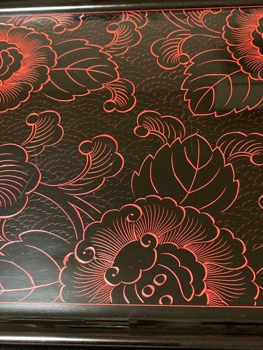 漆黒　沈朱牡丹　一膳盆　長方形　2点