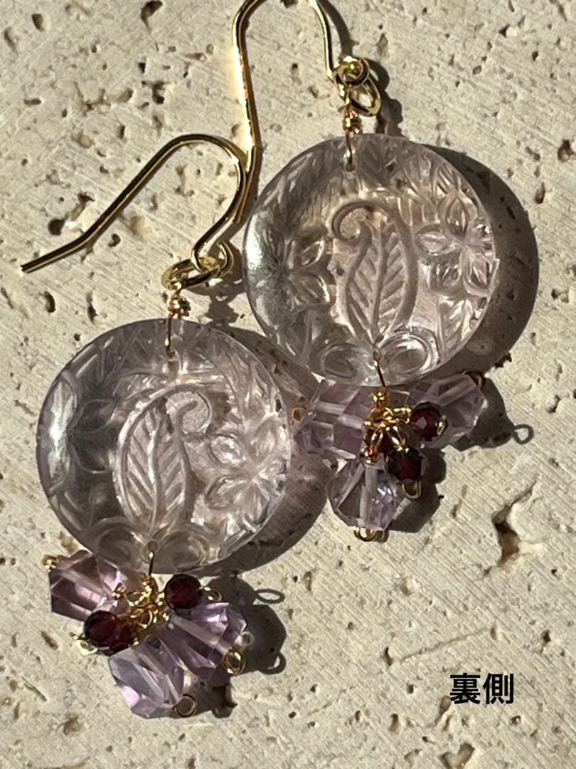 ＊14kgf ピンクアメジスト プルメリアリーフカービング ピアス