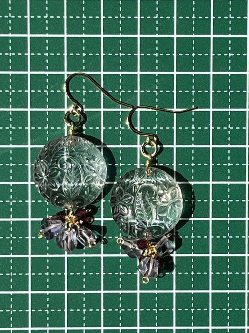 ＊14kgf ピンクアメジスト プルメリアリーフカービング ピアス