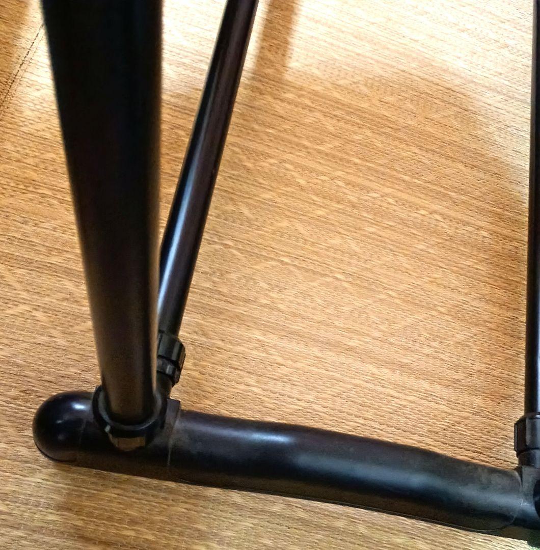 キャスター付きハンガーラック　2本掛け　完成品　金属製丈夫ブラック