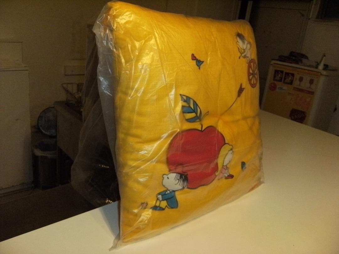 昭和レトロ★日本製★アニメ 原宿系 水森亜土 亜土ちゃん系 クッション 座布団