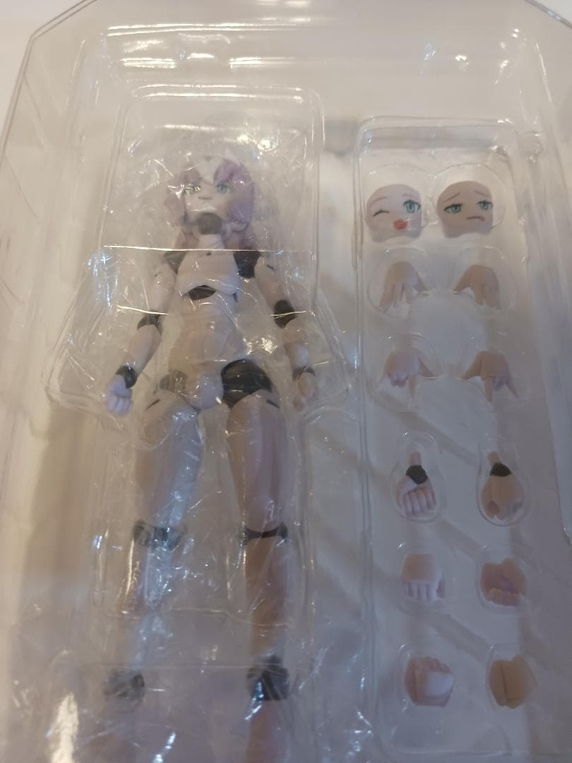 ポリニアン MLL-V2マカオン 「ロボット新人類ポリニアン」中古品