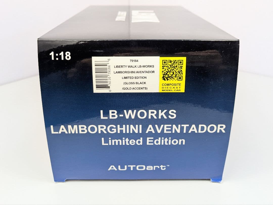 ミニカー 1/18 オートアート ランボルギーニ アヴェンタドール LB-WO