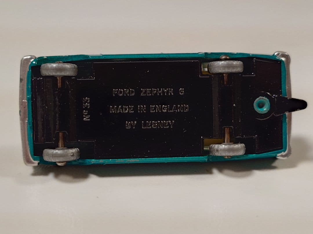 MATCHBOX 　No.33 FORD ZEPHYR Ⅲ