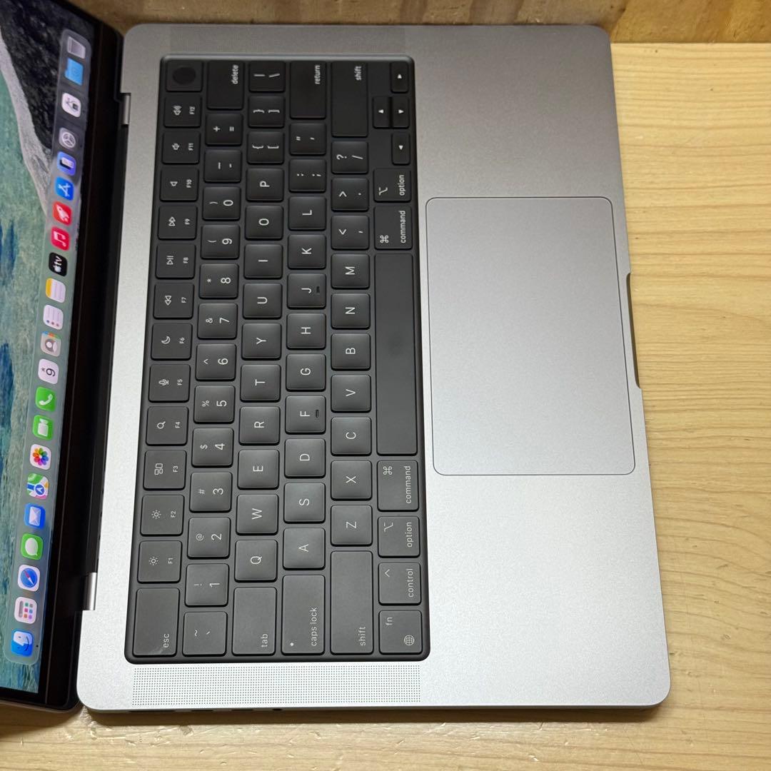 MacbookPro M1 Pro 2021 32GB SSD1TB充放電64回