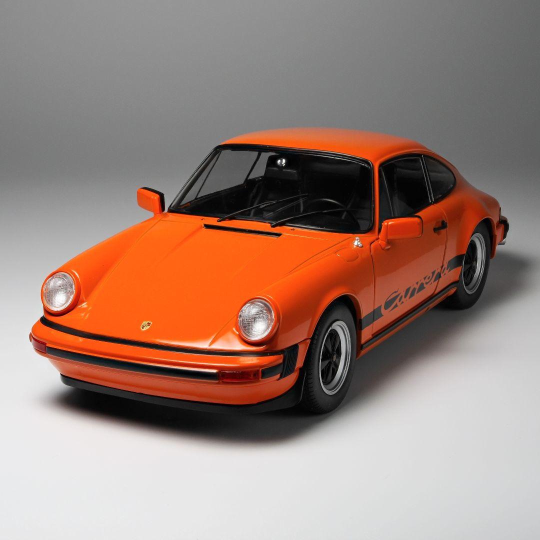 ソリド 1/18 ポルシェ 911 カレラ3.0 オレンジ