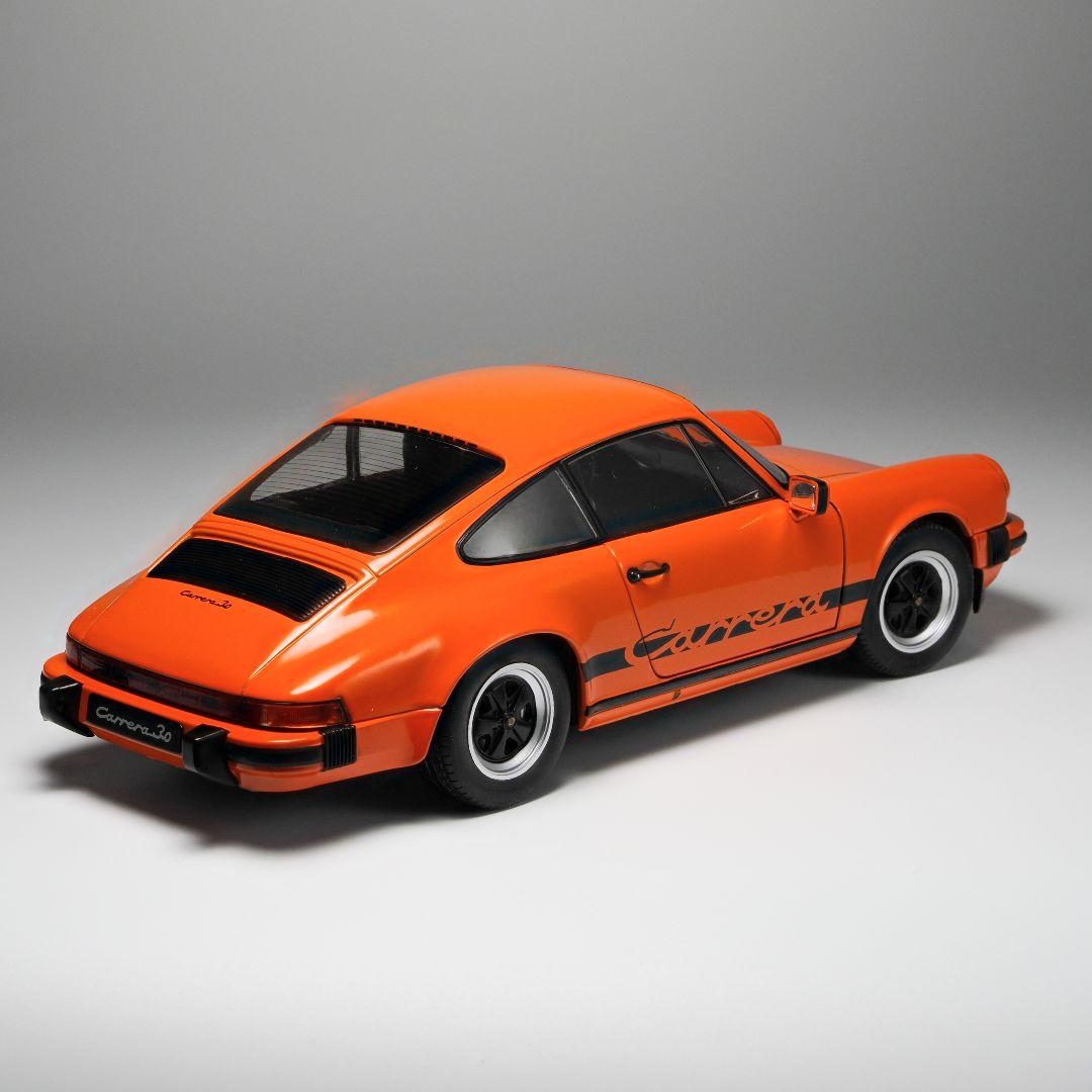 ソリド 1/18 ポルシェ 911 カレラ3.0 オレンジ