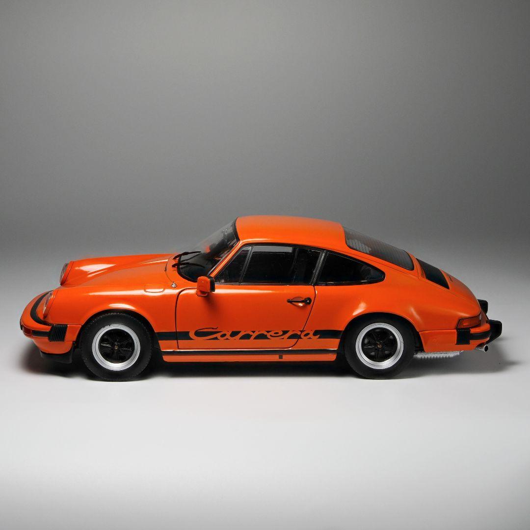ソリド 1/18 ポルシェ 911 カレラ3.0 オレンジ