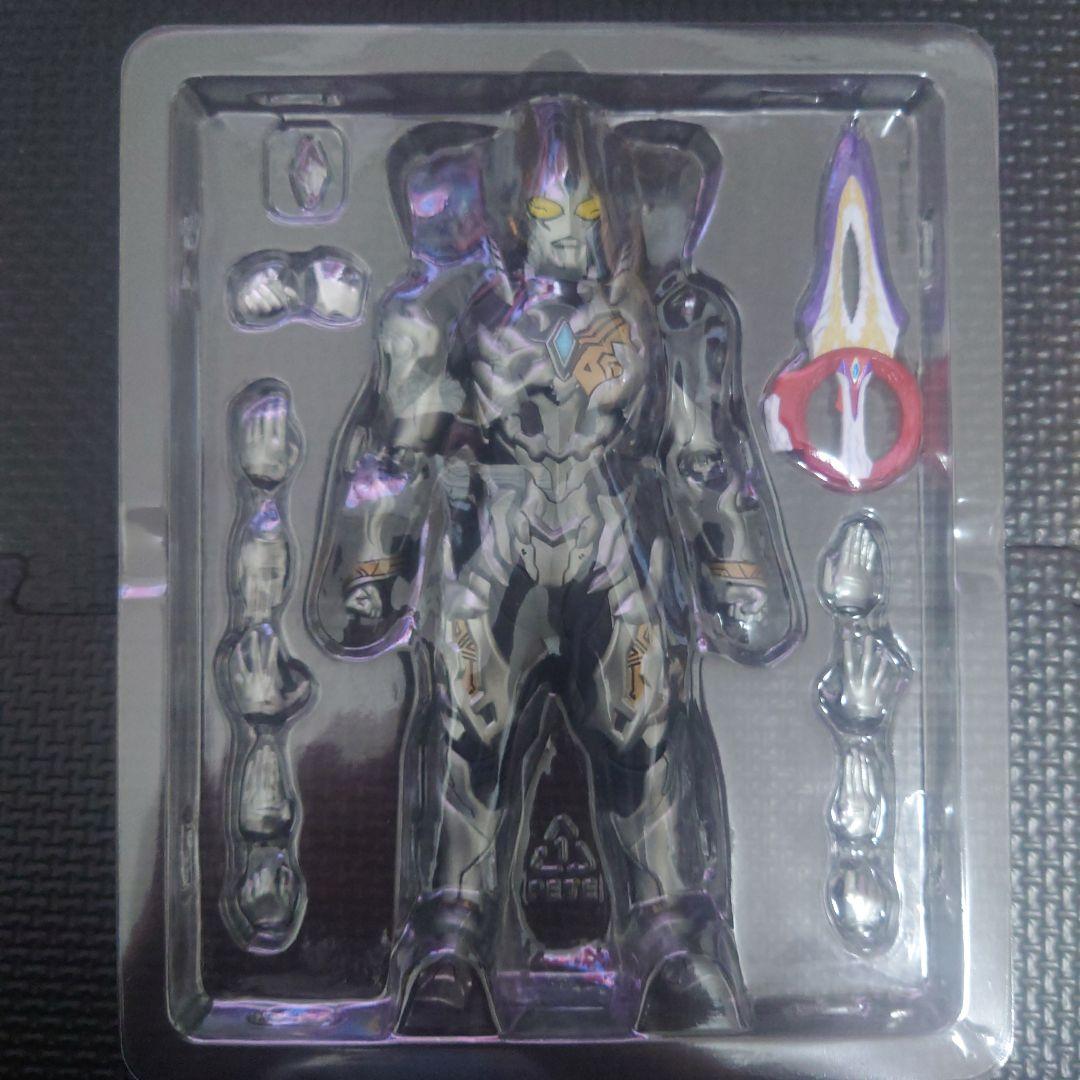 開封美品 S.H.Figuarts トリガーダーク