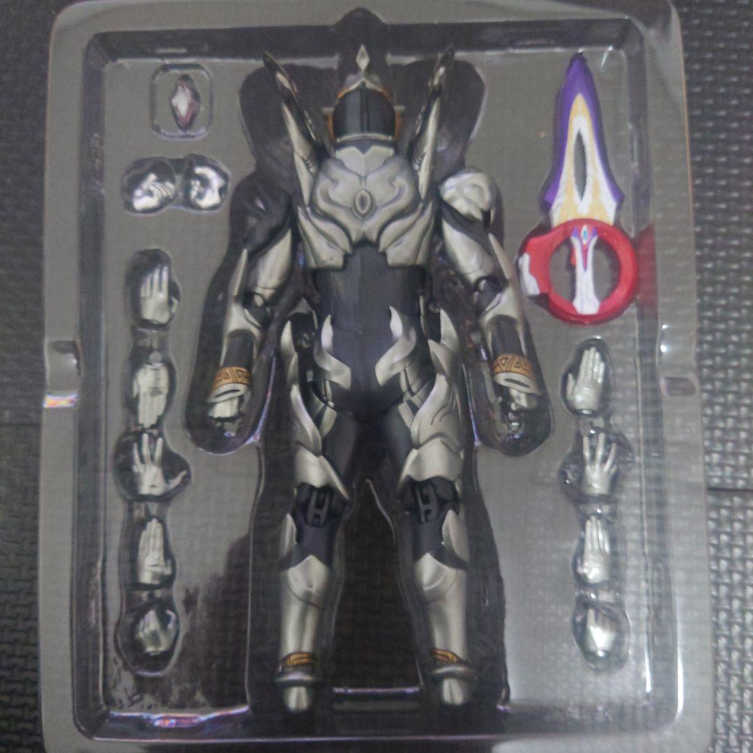 開封美品 S.H.Figuarts トリガーダーク