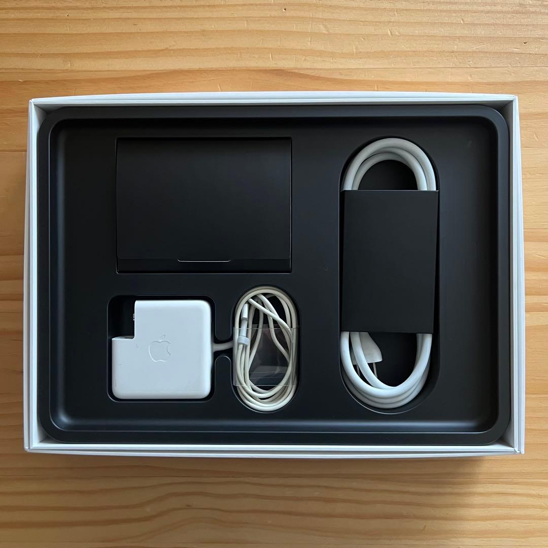 MacBook本体 MacBook Pro 13inch i5 16GB 128GB 2015