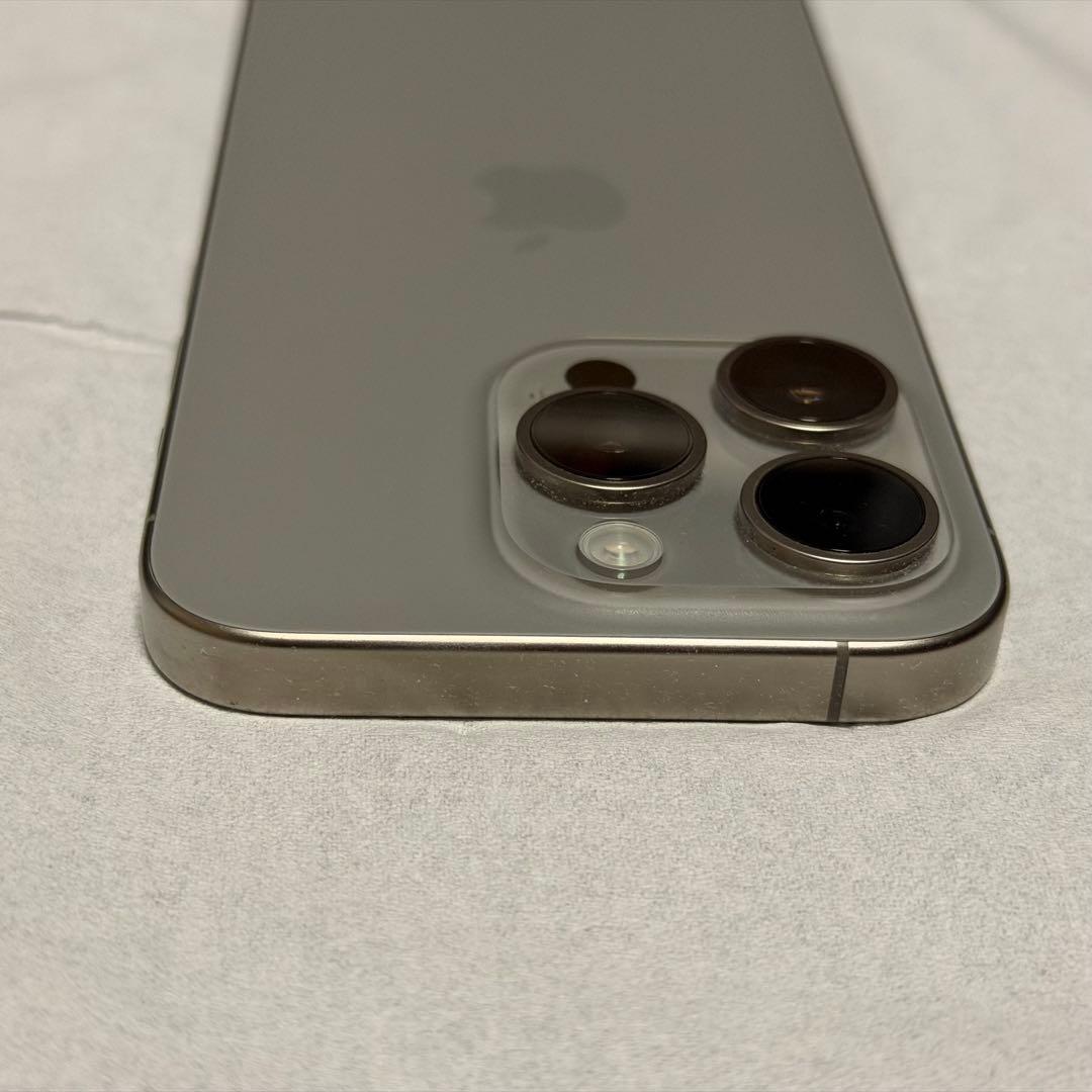 iPhone15 Pro 128GB ナチュラルチタニウム SIMフリー 美品