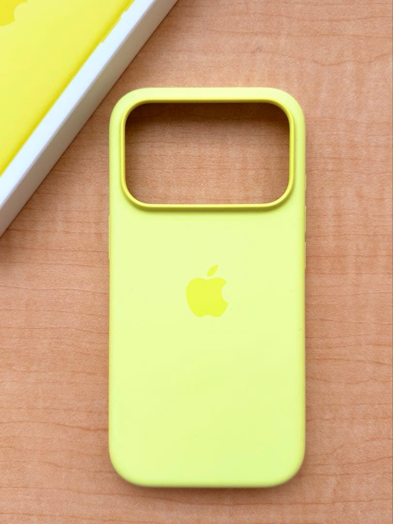 Apple iPhone 17 Proシリコーンケース MagSafe対応
