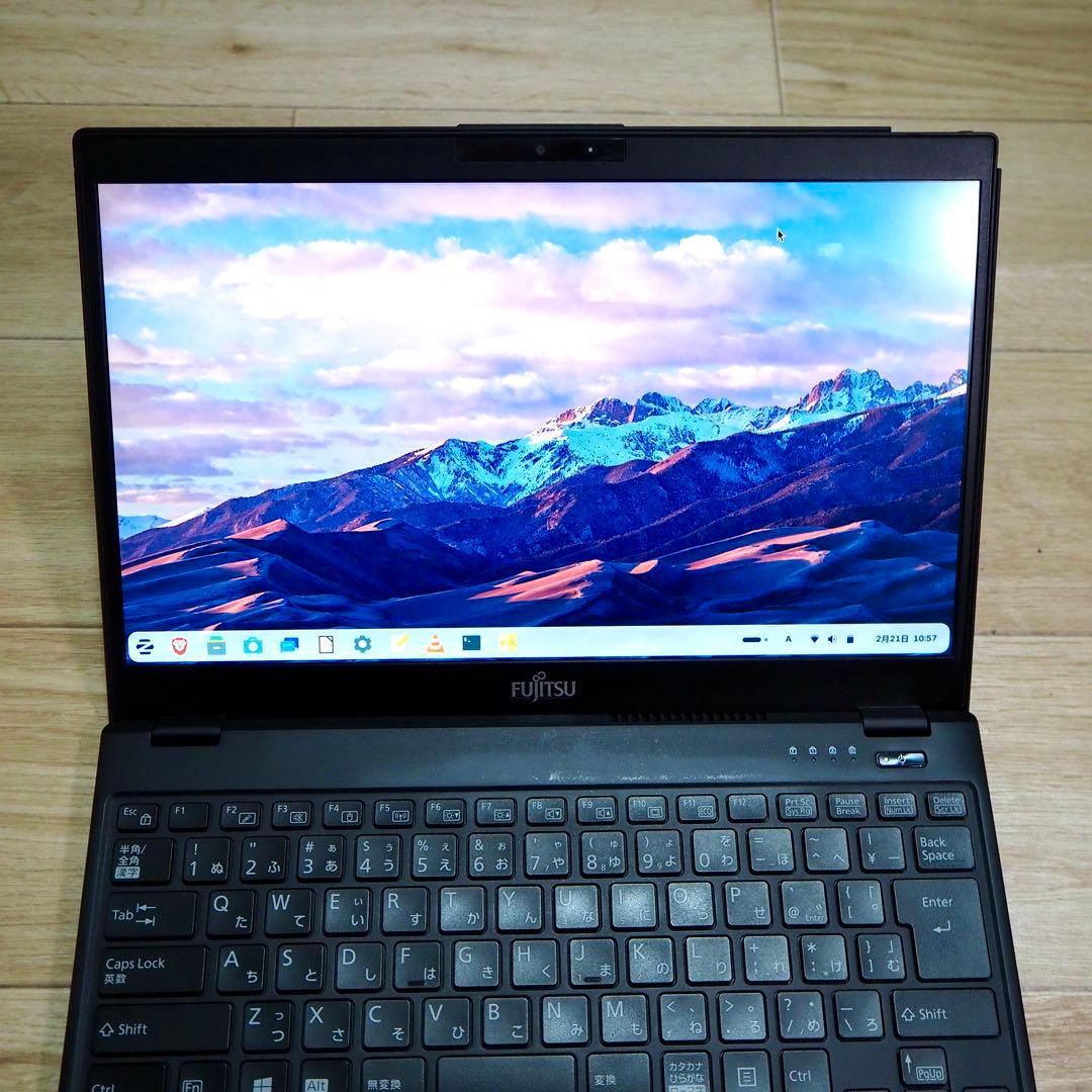 ⭕️ 超軽量富士通ノートPC　LIFEBOOK U939/B　2019年製