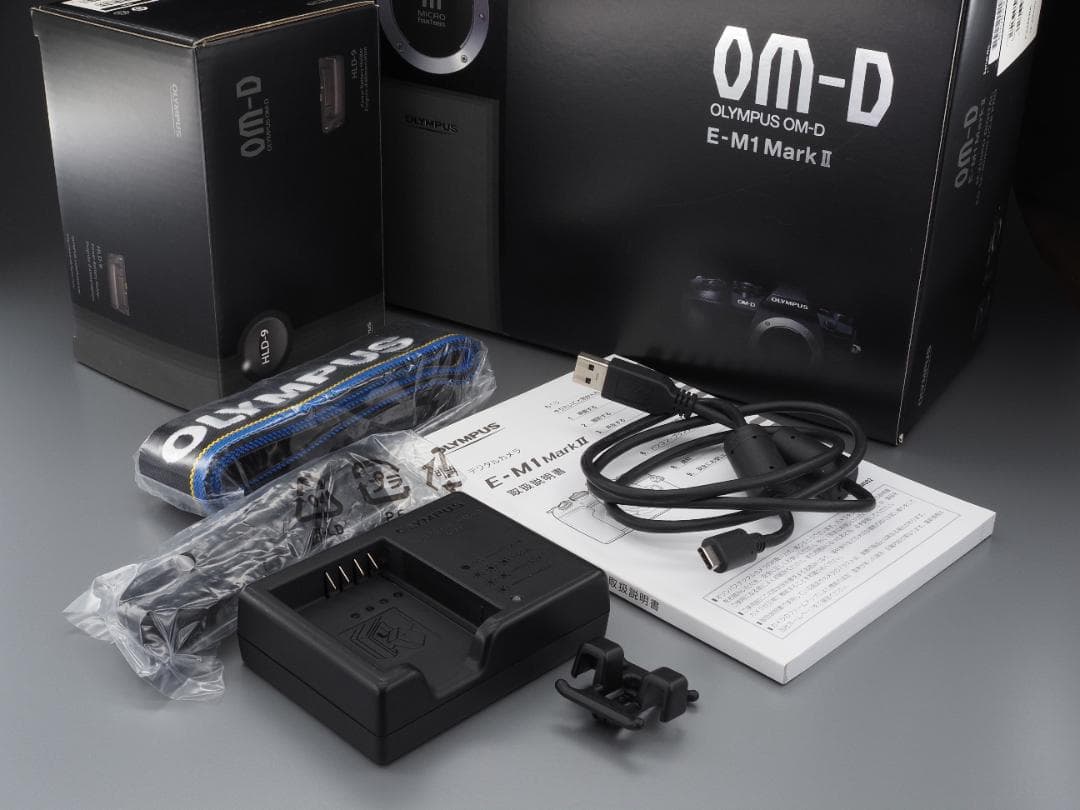 OLYMPUS OM-D E-M1 Mark II 本体とグリップ付き美品