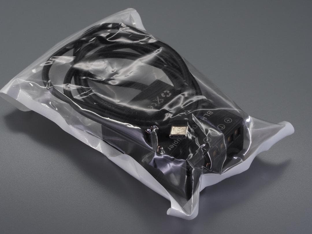 OLYMPUS OM-D E-M1 Mark II 本体とグリップ付き美品