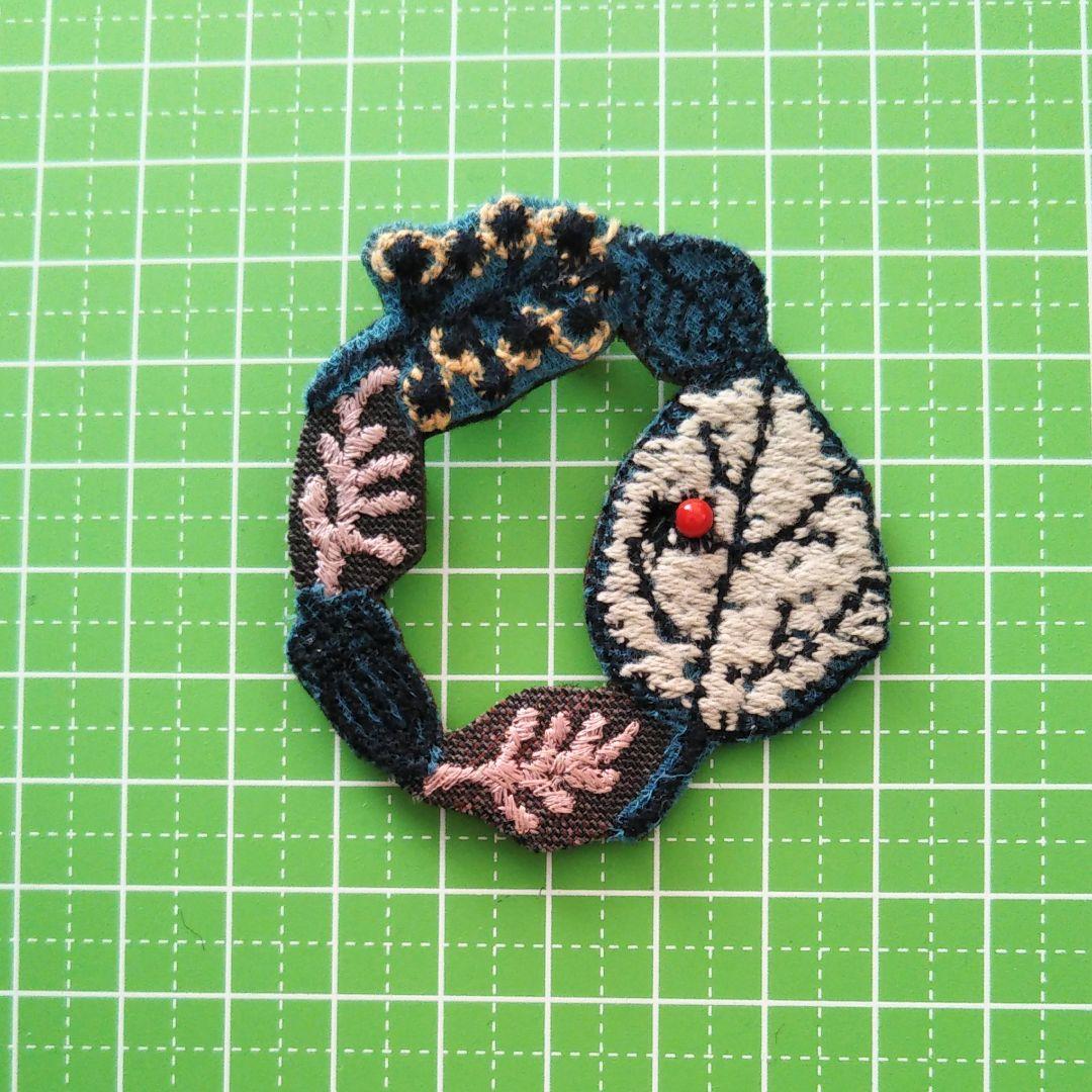 ⚠️専用⚠️11-52 ハンドメイド ブローチ アクセサリー ミナペルホネン生地