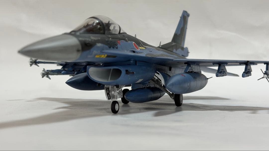 ハセガワ 1/48 航空自衛隊 三菱 F-2A 完成品