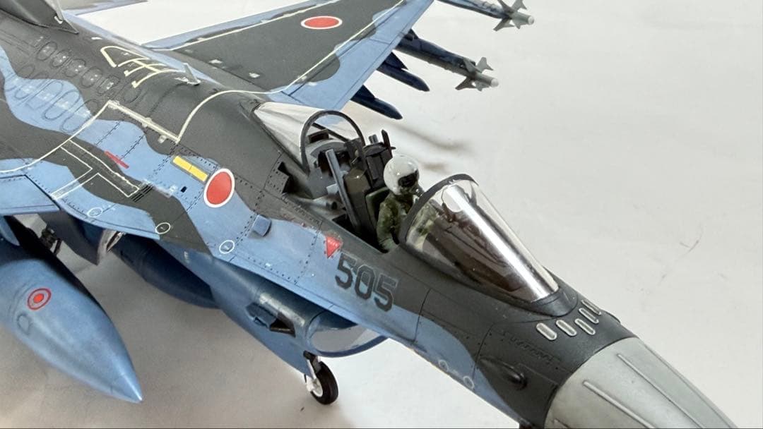 ハセガワ 1/48 航空自衛隊 三菱 F-2A 完成品