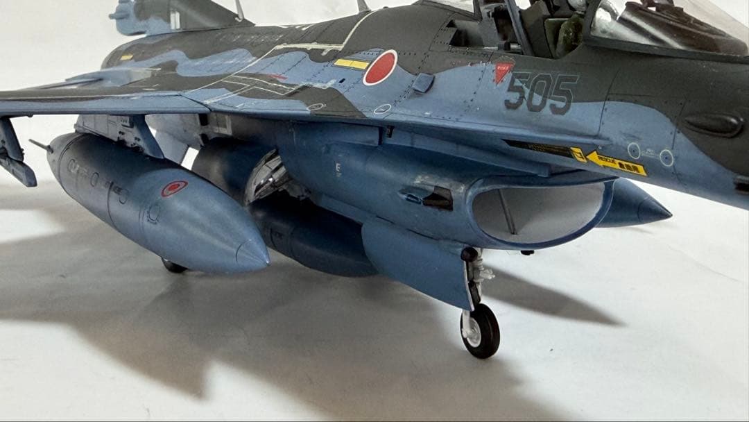 ハセガワ 1/48 航空自衛隊 三菱 F-2A 完成品