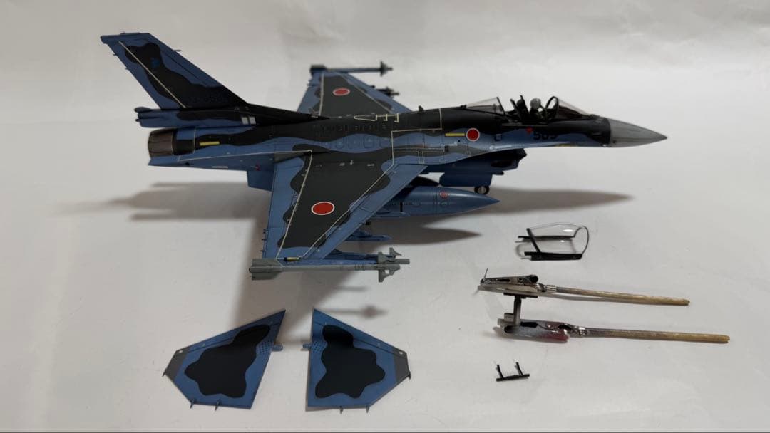 ハセガワ 1/48 航空自衛隊 三菱 F-2A 完成品