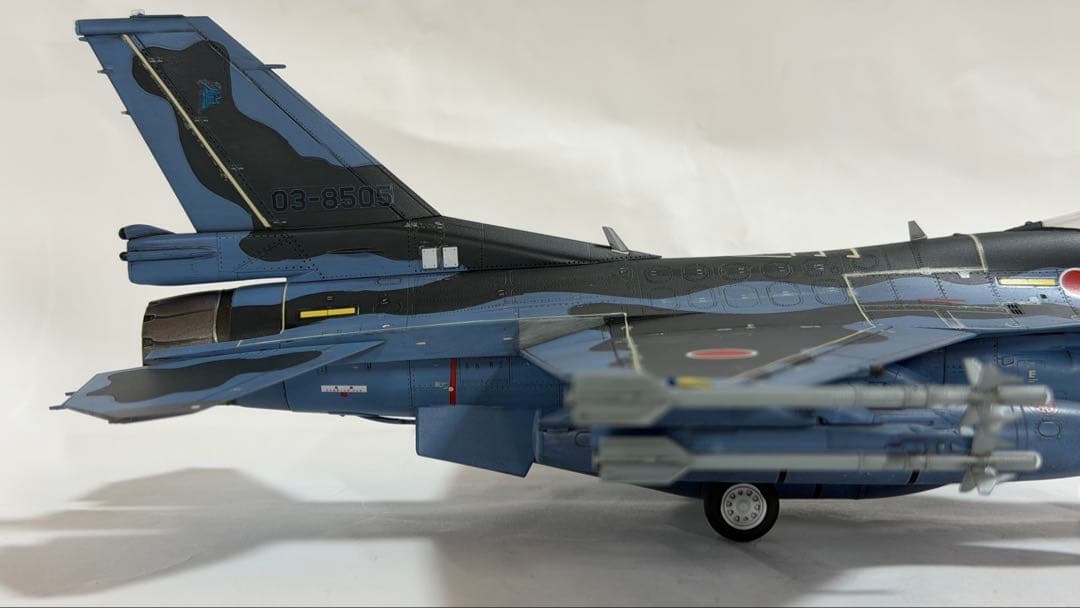 ハセガワ 1/48 航空自衛隊 三菱 F-2A 完成品