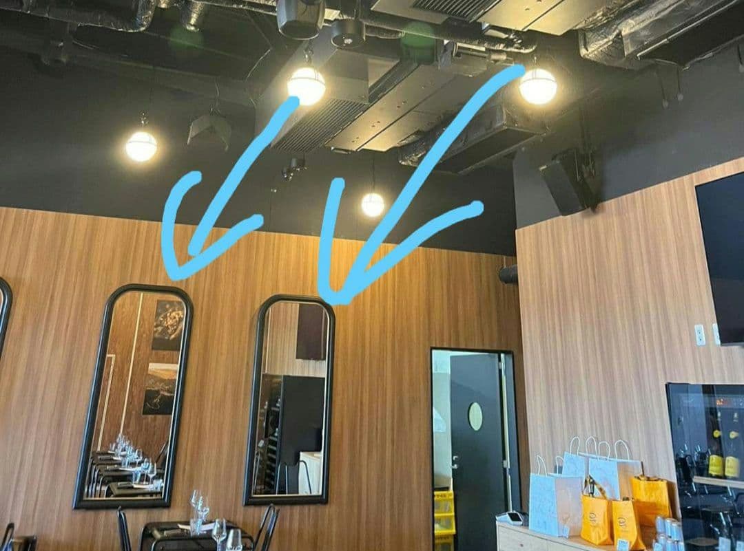 t*a様 ⚠最後の在庫です⚠フランス館展示品アーチ型スタンドミラー 黒と金