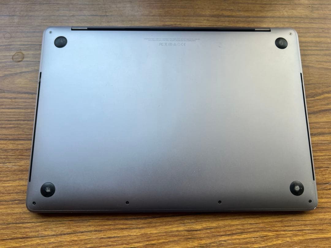 MacBook Pro 13インチ Touch Bar搭載 A1706 ジャンク