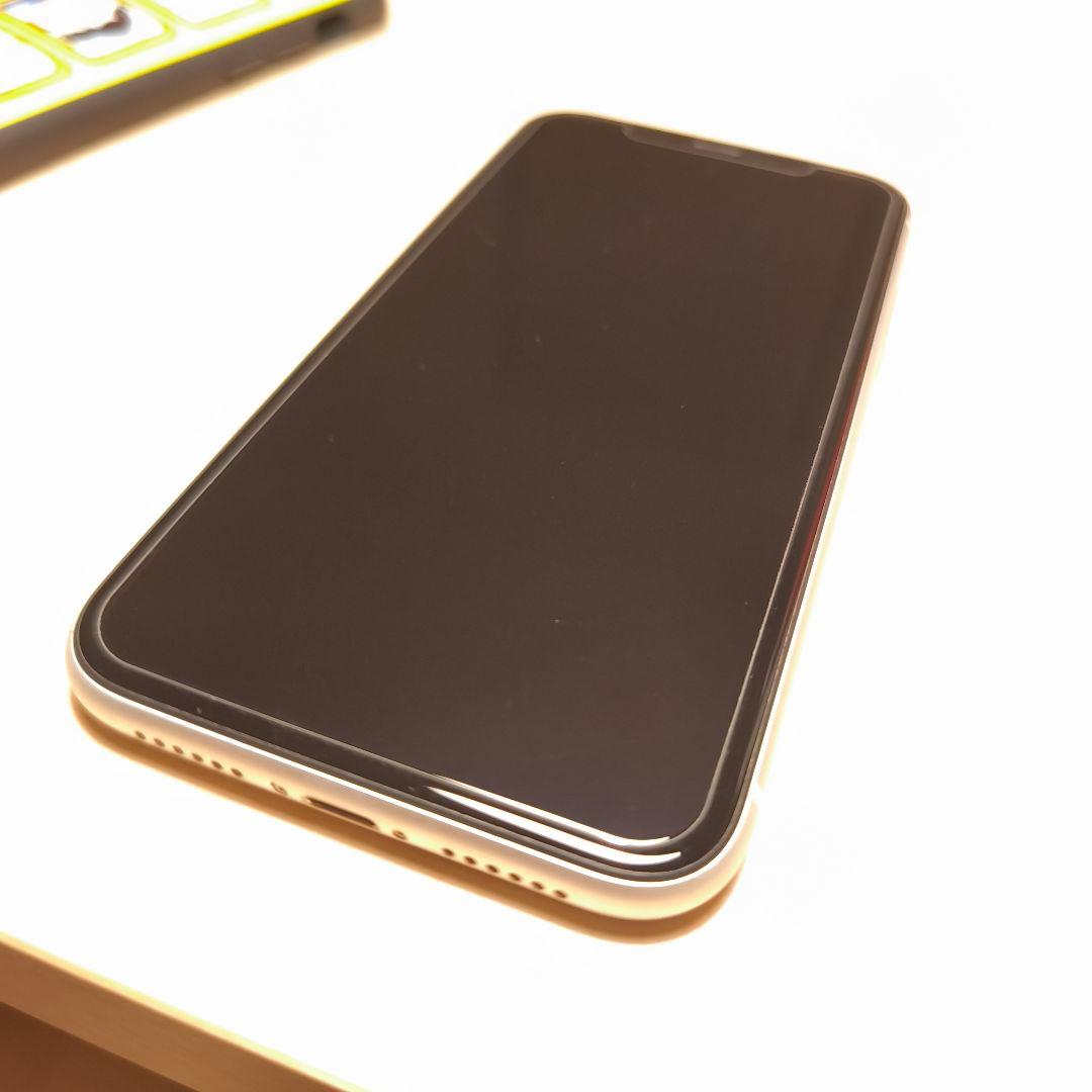 【美品】Apple iPhone XR 64GB ホワイト