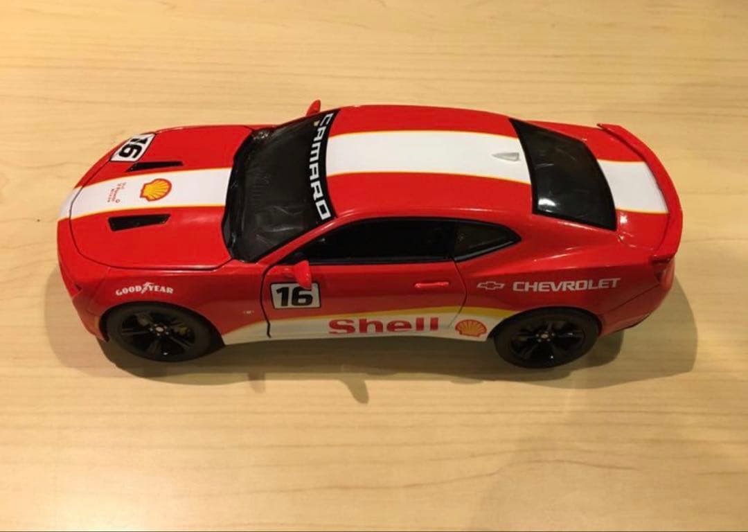 新品 1/24 グリーンライト シボレー カマロ SS シェルカラー #16