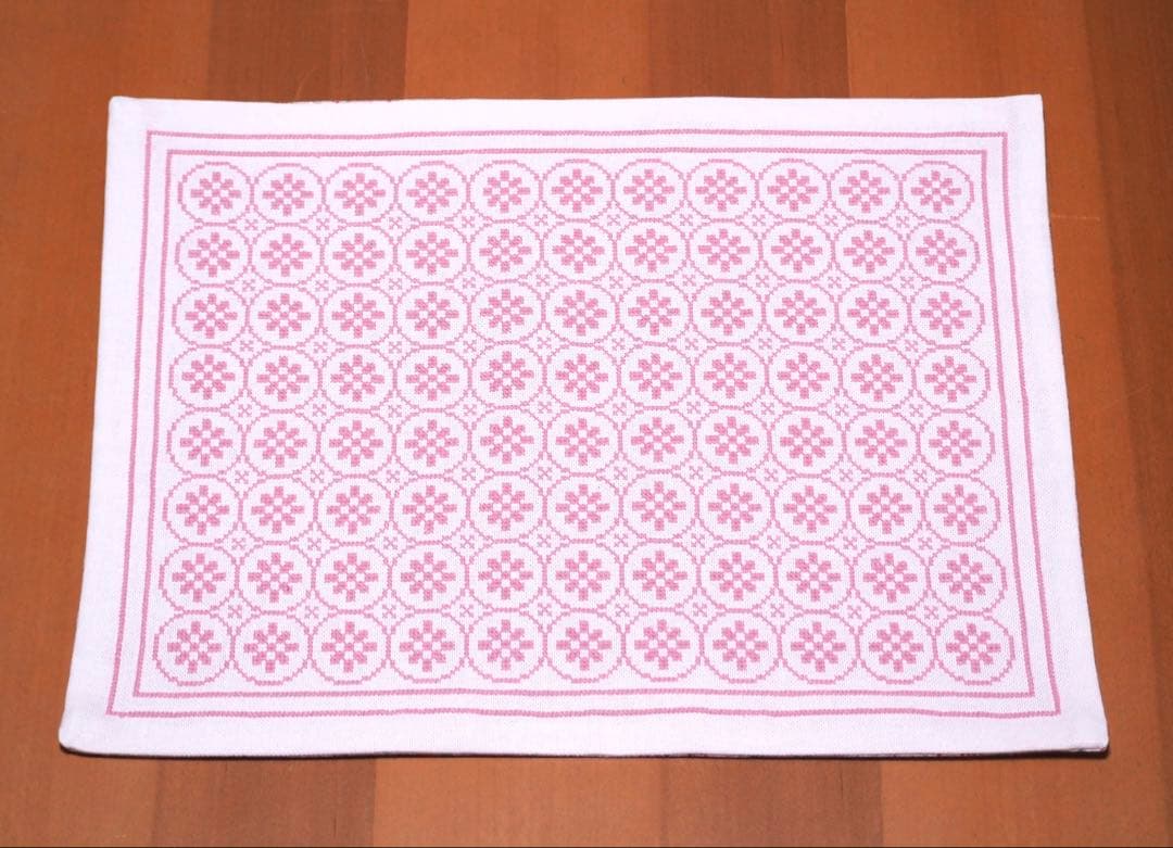 ハンドメイド　クロスステッチ　刺繍　カバー　クロス　マット