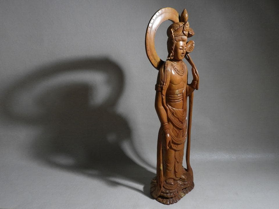 ●一刀彫 蓮花観音 仏像 立像60cm 仏教美術 東洋彫刻 オブジェ（単）