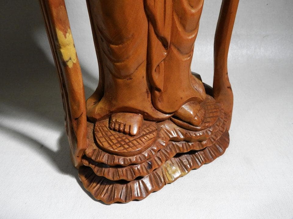 ●一刀彫 蓮花観音 仏像 立像60cm 仏教美術 東洋彫刻 オブジェ（単）