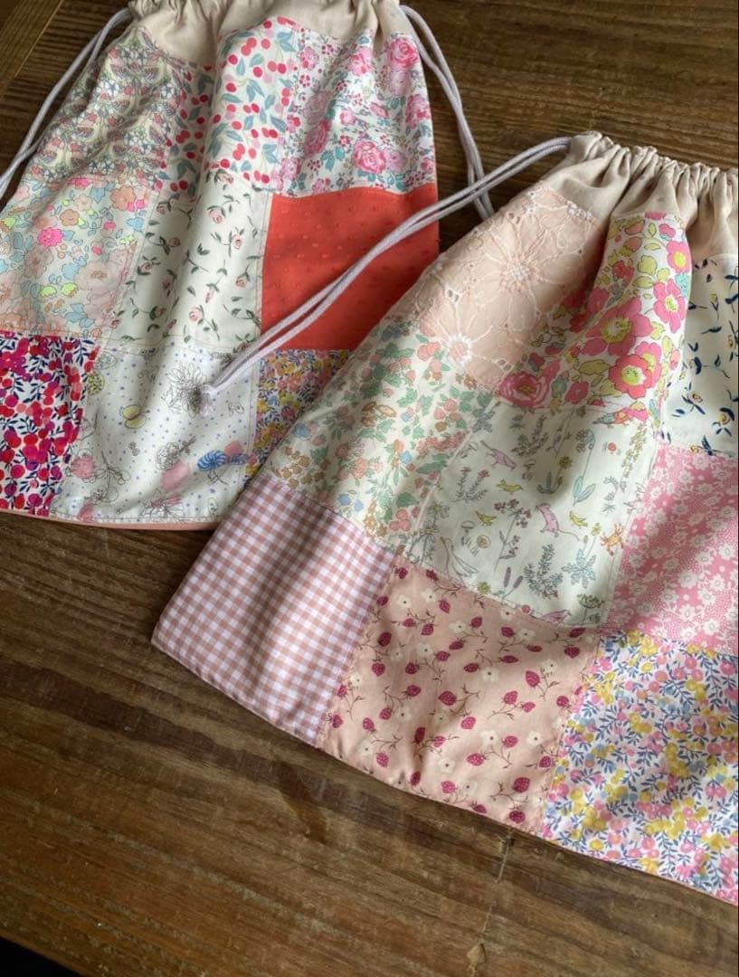 あおいそら☆リバティ　パッチワークの巾着袋