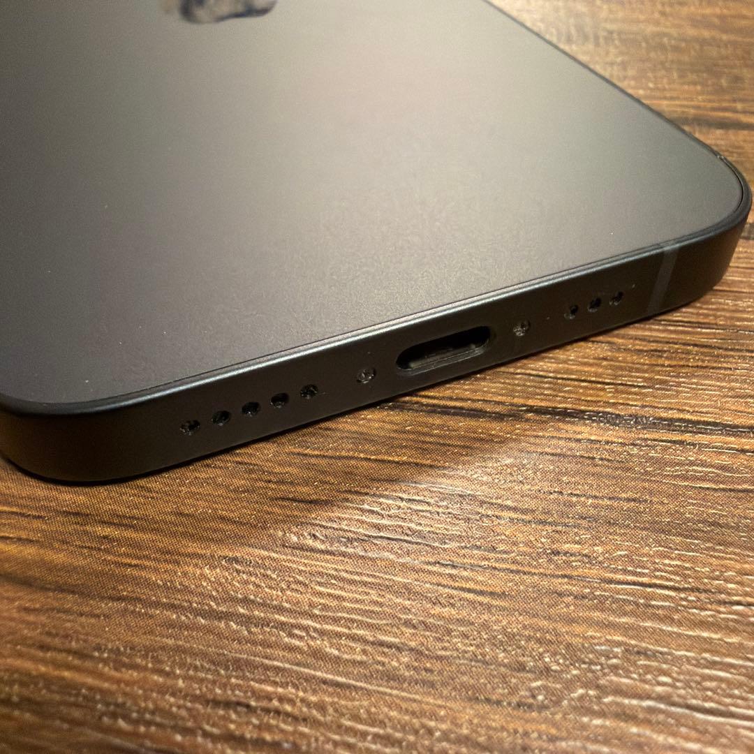 Apple iPhone 16e ブラック 128GB SIMフリー