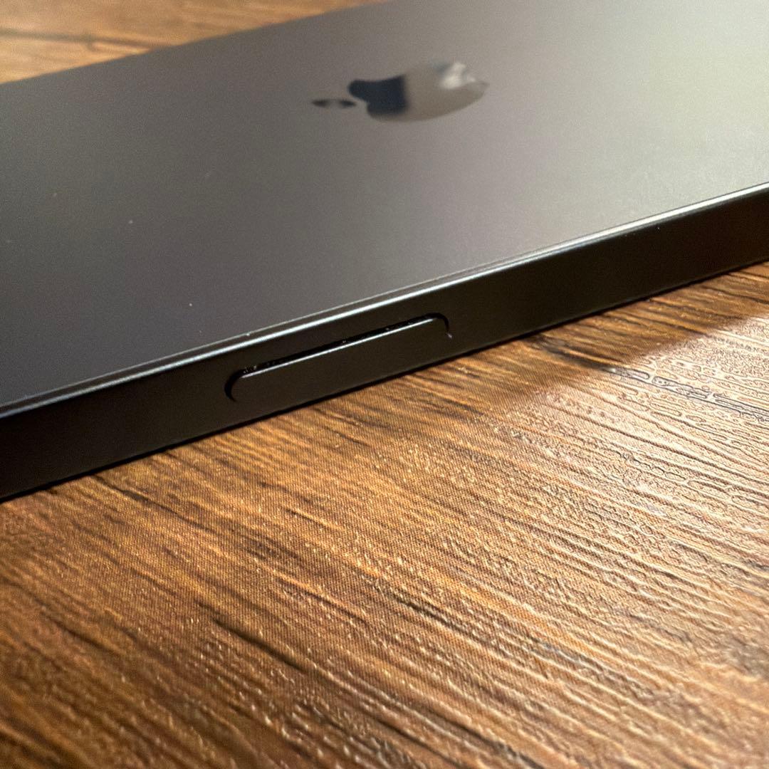 Apple iPhone 16e ブラック 128GB SIMフリー