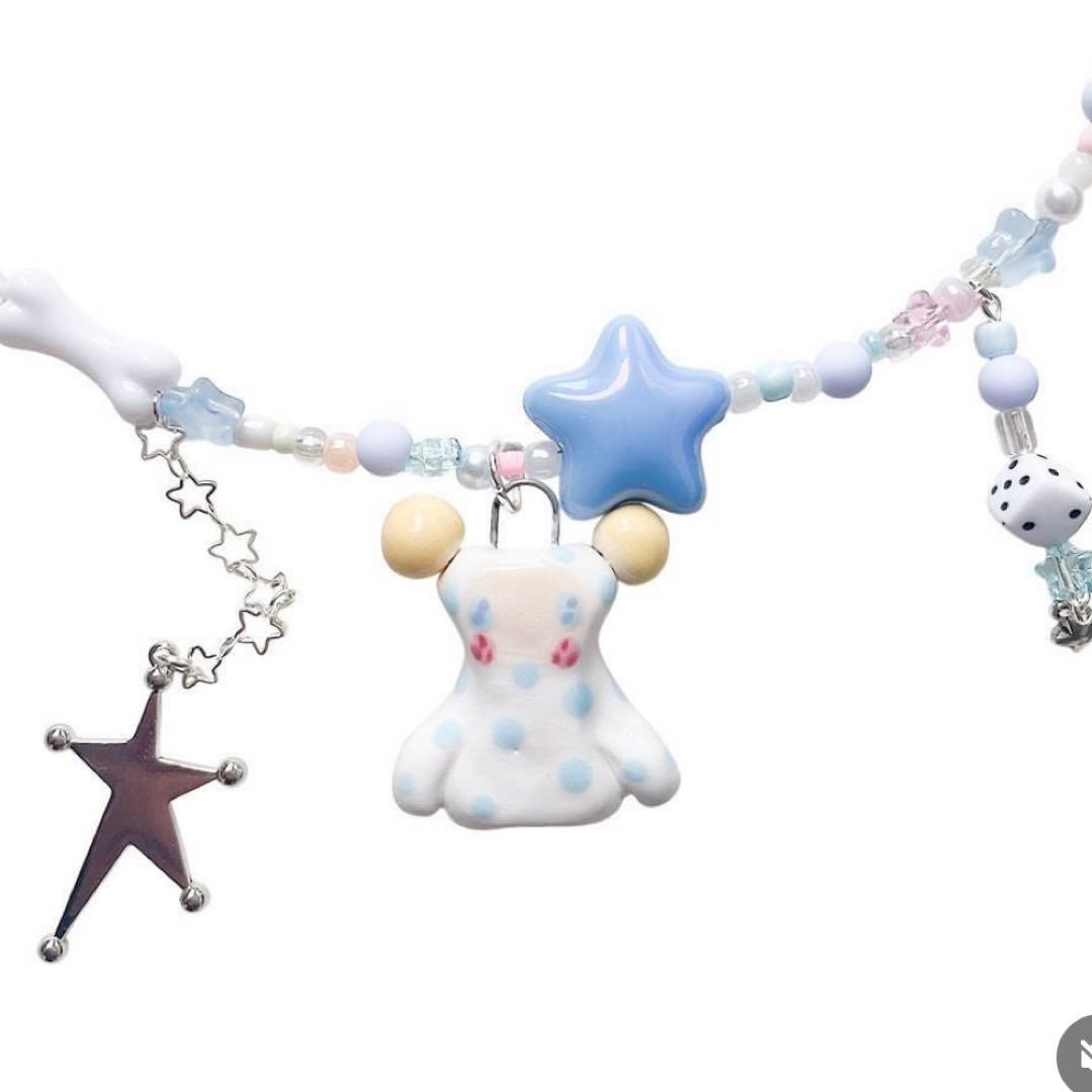 カラフルビーズと星型チャームのネックレス